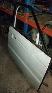 Range Rover Sport 3.0 L V6 Used Right Front Door