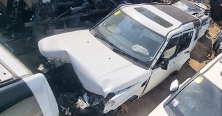 Discovery 4 SDV6 HSE 3.0 L 2012 Complete Body and Sunroof