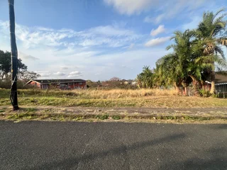 Investment Vacant Land For Sale in prime upper Reservoir Hills Corner Plot