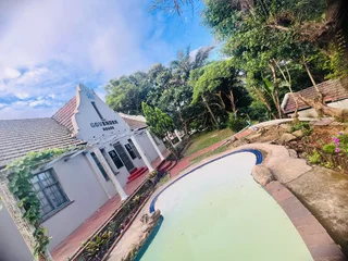 *Entire 3 Bedroom House for Rental /Sale - Pool/ Cottage/ Spacious Property 2 Driveways