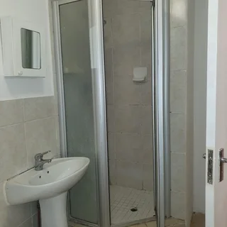 2 bedroom townhouse Glenmore