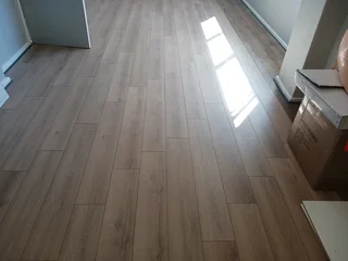 Vinyls, SPC, Laminates, Bamboo and Engineered Flooring At Discounted Prices.