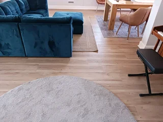 Laminate, Bamboo, SPC, Vinyl and Engineered Flooring At Discounted Prices.