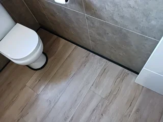 SPC, Laminates, Bamboo, Vinyl and Engineered Flooring At Discounted Prices.