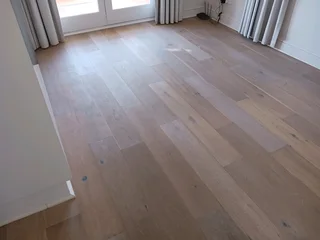 SPC, Laminates, Bamboo, Vinyl and Engineered Flooring At Discounted Prices.