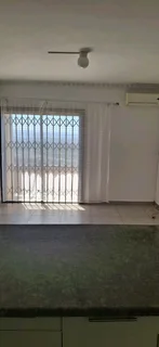 2 bedroom flat to let , Bishopgate Complex