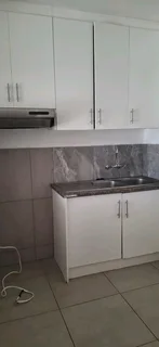 2 bedroom flat to let , Bishopgate Complex