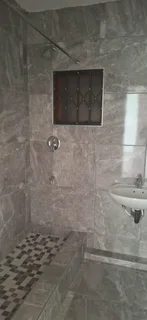 2 bedroom flat to let , Bishopgate Complex