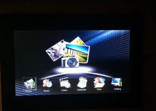 Logik 10.1 Inch Media Player