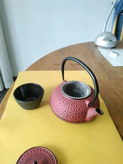 Cast iron teapot