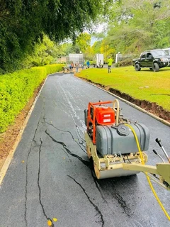 Tar driveways, parking&#39;s, resurfacing and more