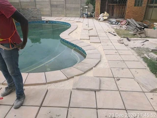 Pool paving, walkway and Parking&#39;s paving