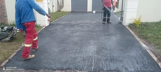 Tar driveways, parking&#39;s, resurfacing and more