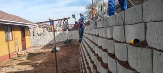 Retainer Walls installation