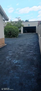 Smooth Tar driveways and Parkings