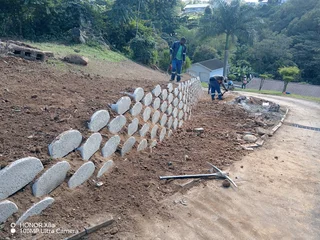 Retaining Walls Installations