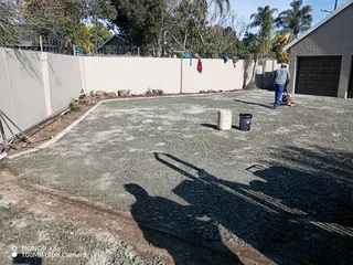 Tar driveways, parking&#39;s, resurfacing and more