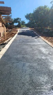 Tar driveways, parking&#39;s, resurfacing, patches, Roads, carports and more