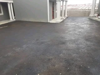 Tar driveways, parking&#39;s, resurfacing and more