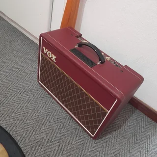 Vox AC10C1 valve guitar amplifier for sale
