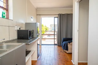 Single Rooms Available in 2 Bed Flats - Summerstrand Student Accommodation