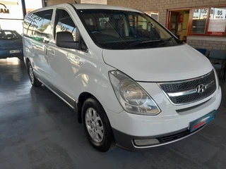 2010 Hyundai H1 2.4  Bus