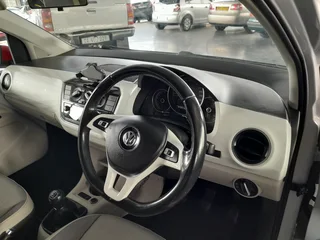 2017 Volkswagen Up! 5 Door 1.0 Beat