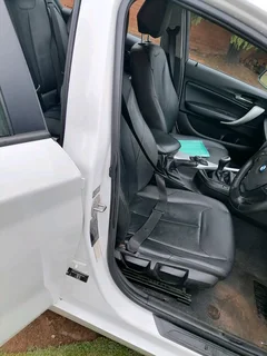 2012 BMW116i F20 1SERIES fullhouse 6sp manual mfs on board computer 143000kms