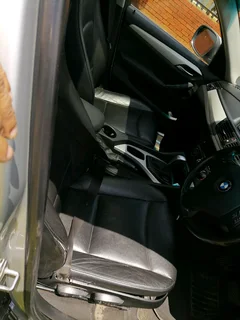 2011 BMWX1 SDRIVE1.8 F/house sunroof sparekey mfs