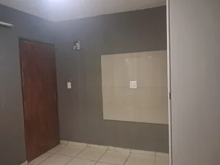 Single Room available to rent