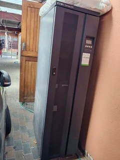 UPS - Ad posted by Ruqaiyah Ryklief