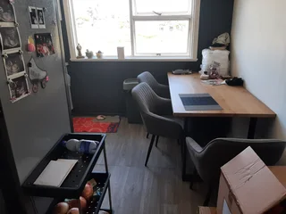 Neat 1 bedroom flat in West Beach