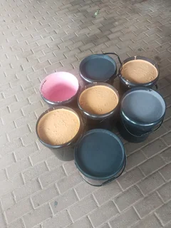 Roof sealer rubber paint and wall paint