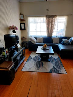 Rochester pure leather couch espresso for sale ( R13000 ).