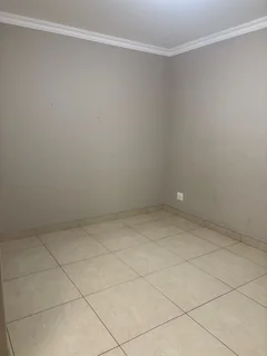 3 bed 2bath townhouse in Villa Toscana R10K