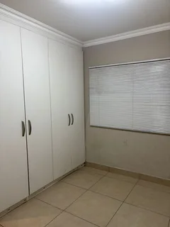 3 bed 2bath townhouse in Villa Toscana R10K