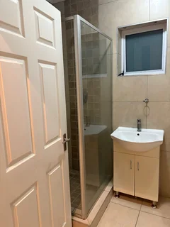 3 bed 2bath townhouse in Villa Toscana R10K