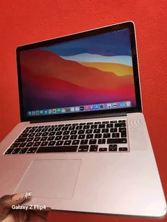 MacBook Pro 15inch 2014 Core i7 Quad Core 256gb SSD 16gb Ram