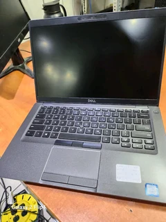 Dell latitude 7390 touchscreen i7 8thgen