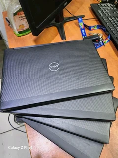 Dell latitude 7390 touchscreen i7 8thgen