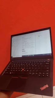 Lenovo  Thinkpad t490 i5 8th gen 256gb ssd 8gb ram
