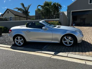 2006 Mercedes Benz SLK350