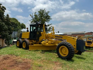 Komatsu GD 650, GD 555 and Gd 530 graders