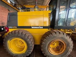 Komatsu GD 650, GD 555 and Gd 530 graders