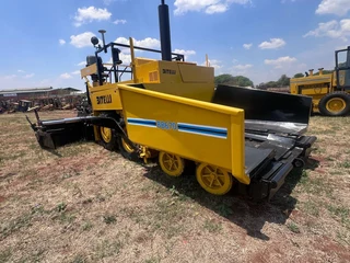 Betelli BB670 17 ton Paver