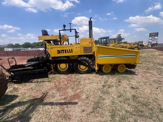 Betelli BB670 17 ton Paver