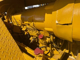 Bell 1756TL4 tractor with Grid roller