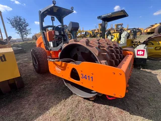 Hamm 3411 padfoot roller