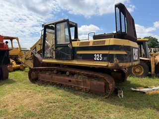 Caterpillar 325 LME excavator