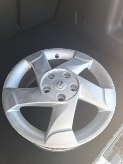 16" alloy wheel for Renault duster